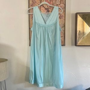 70s 80S VINTAGE VANITY FAIR STRETCH SKY BLUE SILKY MAXI DRESS SLEEP LOUNGEWEAR